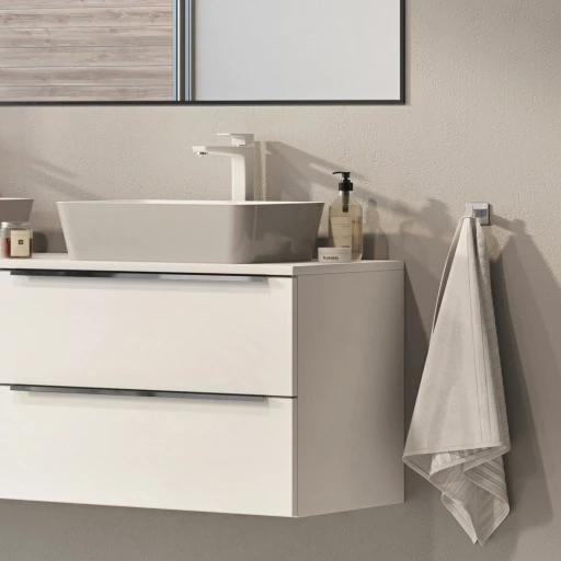 Nelson Handtuchhalter Chrom poliert (CR)