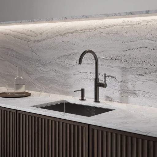 Tula Küchenarmatur Graphit gebürstet (GR)